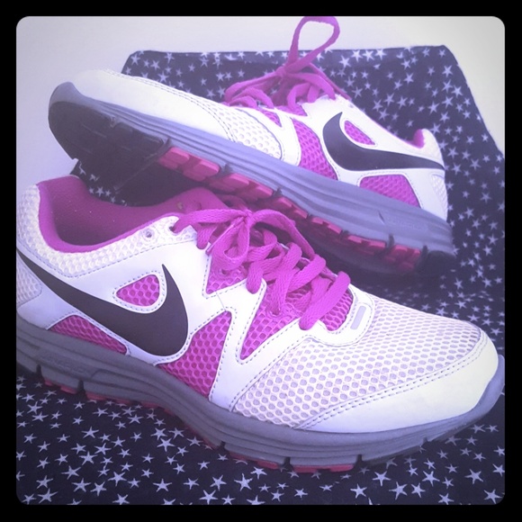 Nike Shoes - NIKE LUNARLON LUNAFLY 3 RUNNING SHOES